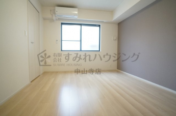 【寝室】