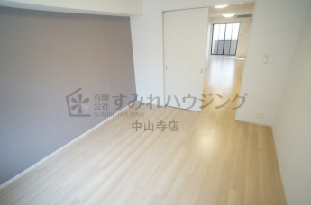 【寝室】