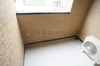 【バルコニー】