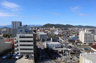 近江八幡市鷹飼町のマンションの画像