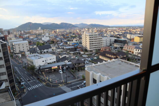 近江八幡市鷹飼町のマンションの画像