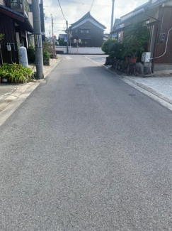 【前面道路含む現地写真】