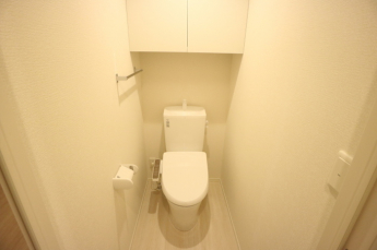 コンパクトで使いやすいトイレです