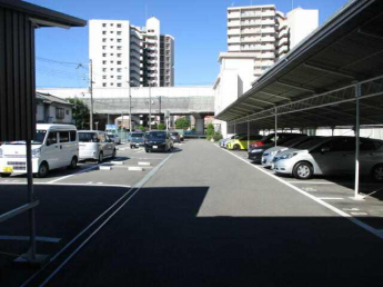 住吉鋼管駐車場の画像