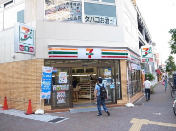 セブンイレブン神戸三宮旭通店まで227m