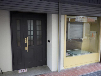 高槻市栄町２丁目の住宅付店舗一部の画像