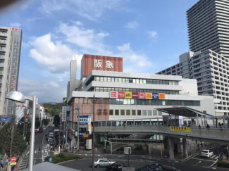 関西スーパー高槻店まで49m