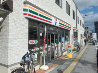 セブンイレブン高槻天神町１丁目店まで184m