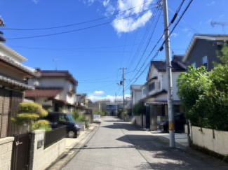 【前面道路含む現地写真】