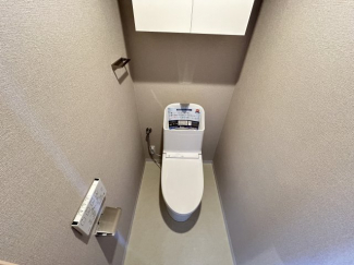 清潔感のあるトイレです