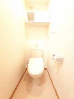 シンプルで使いやすいトイレです