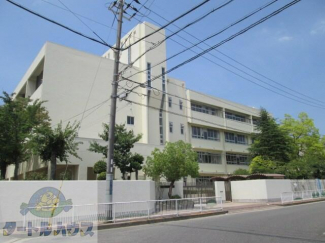 四條畷市立四條畷西中学校まで901m