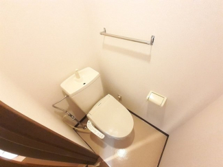 清潔感のあるトイレです