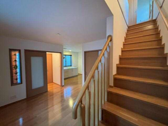 神戸市中央区中山手通３丁目の住宅付店舗一戸建ての画像