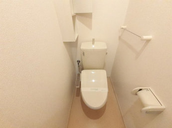 落ち着いたトイレです