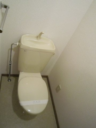 落ち着いたトイレです