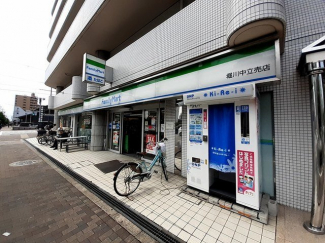 ファミリーマート堀川中立売店まで70m