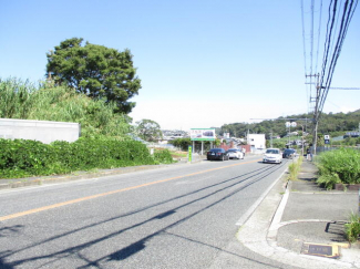 前面道路　府道７５２号線沿い