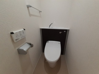 落ち着いたトイレです