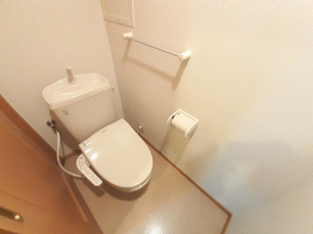 シンプルで使いやすいトイレです