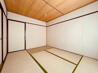 【寝室】