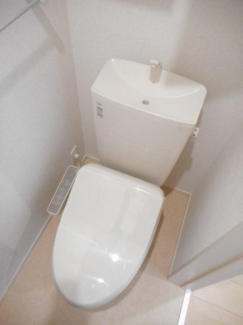 シンプルで使いやすいトイレです