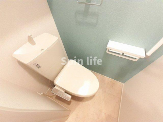 シンプルで使いやすいトイレです