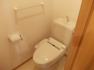 シンプルで使いやすいトイレです