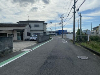 前面道路北側から撮影