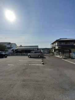 駐車場に車を止められます