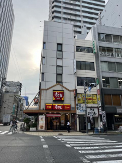 すき家南船場店まで129m