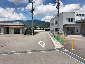 徳島県美馬市脇町木ノ内の倉庫の画像