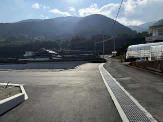 四国中央市寒川町の売地の画像