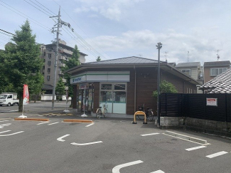 ファミリーマート　北白川店まで1300m