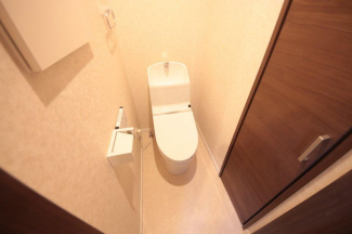 シンプルで使いやすいトイレです