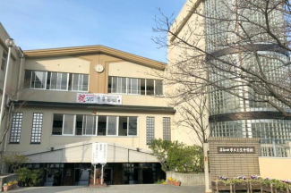 岸和田市立土生中学校まで850m