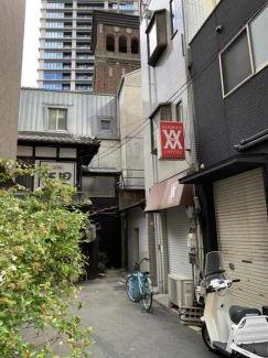 大阪市西区江戸堀１丁目の店舗一戸建ての画像