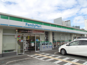 ファミリーマート柳屋長田丸山店まで1089m