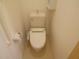 シンプルで使いやすいトイレです