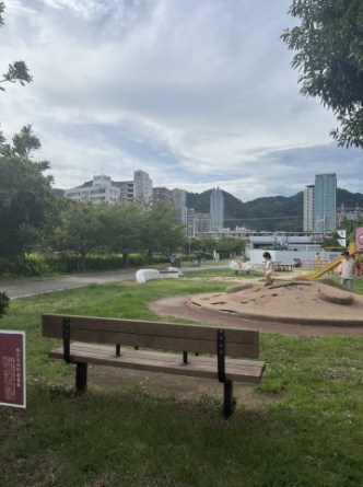 北西側生田川公園