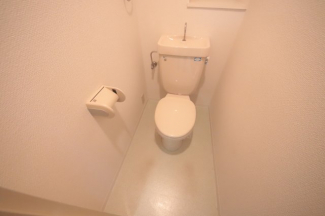 シンプルで使いやすいトイレです