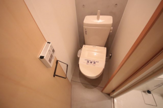 シンプルで使いやすいトイレです