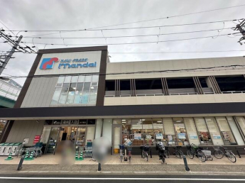 万代太子橋店まで60m