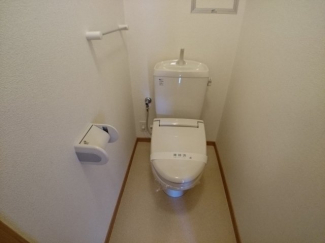 シンプルで使いやすいトイレです