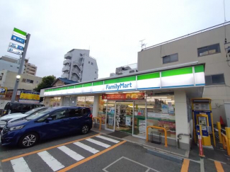 ファミリーマート堺櫛屋町東二丁店まで136m