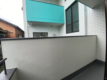 【バルコニー】