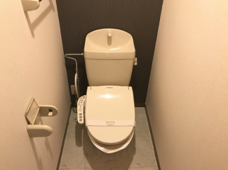 シンプルで使いやすいトイレです