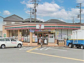 セブンイレブン堺鳳中町８丁店まで350m