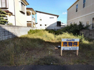 外観を西側より撮影