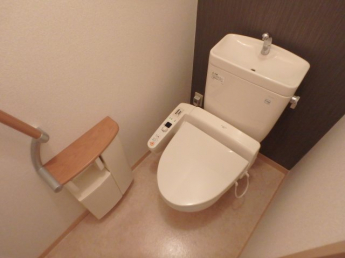 清潔感のあるトイレです